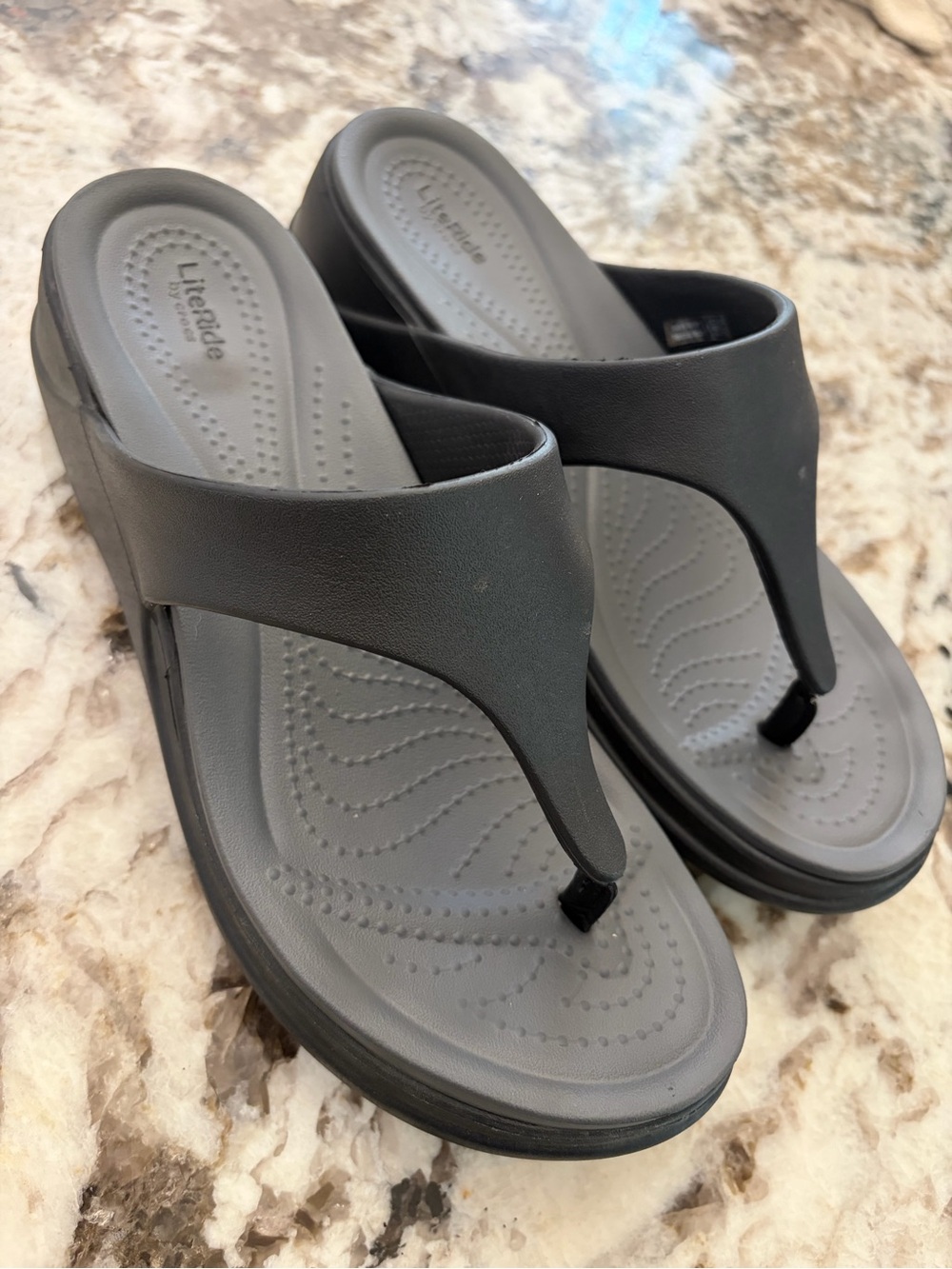 CROCS Women’s Gray Wedge Thong Sandals